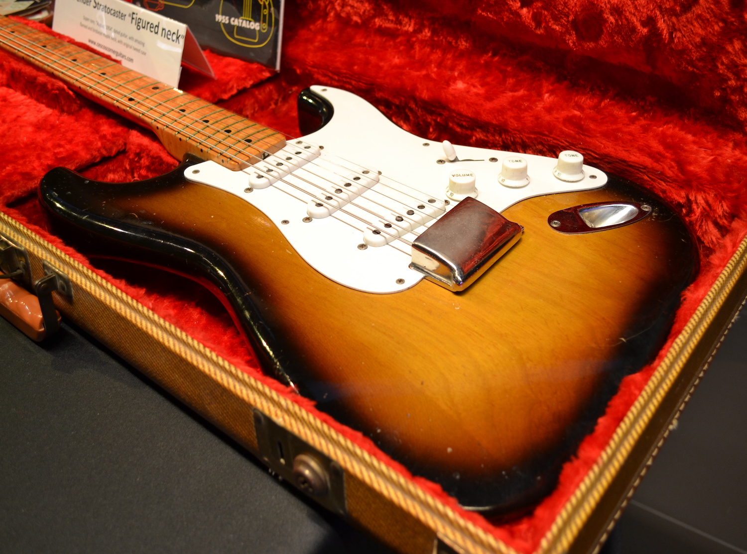 gallery item
